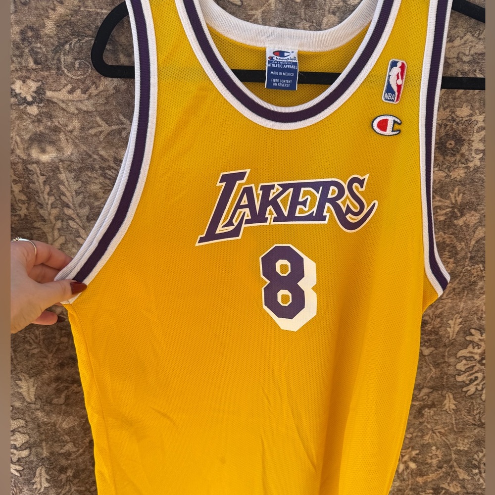 Youth XL Lakers Jersey 8